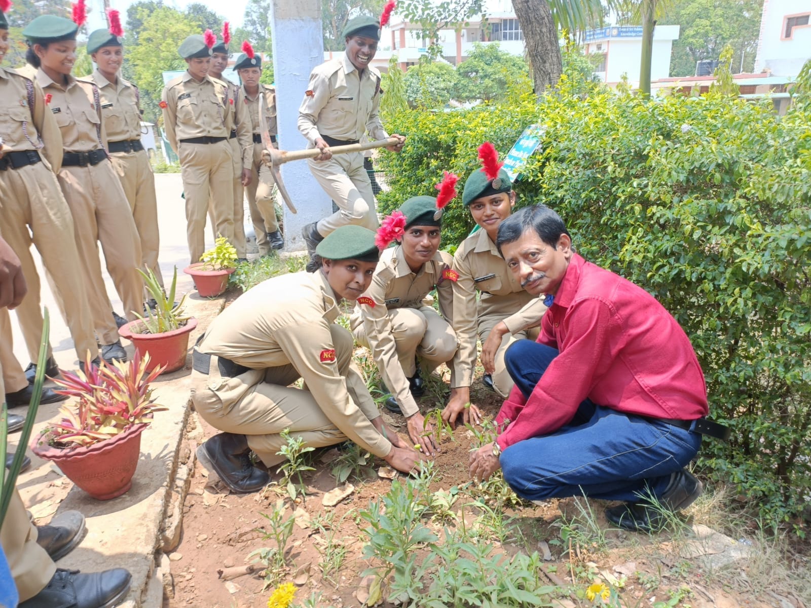 Apart from the college-level World Environment Week celebrations, the NCC of YSM,Jharkhand, BN (Battalion) 7/19, organized some additional events and activities to actively participate in the cause: