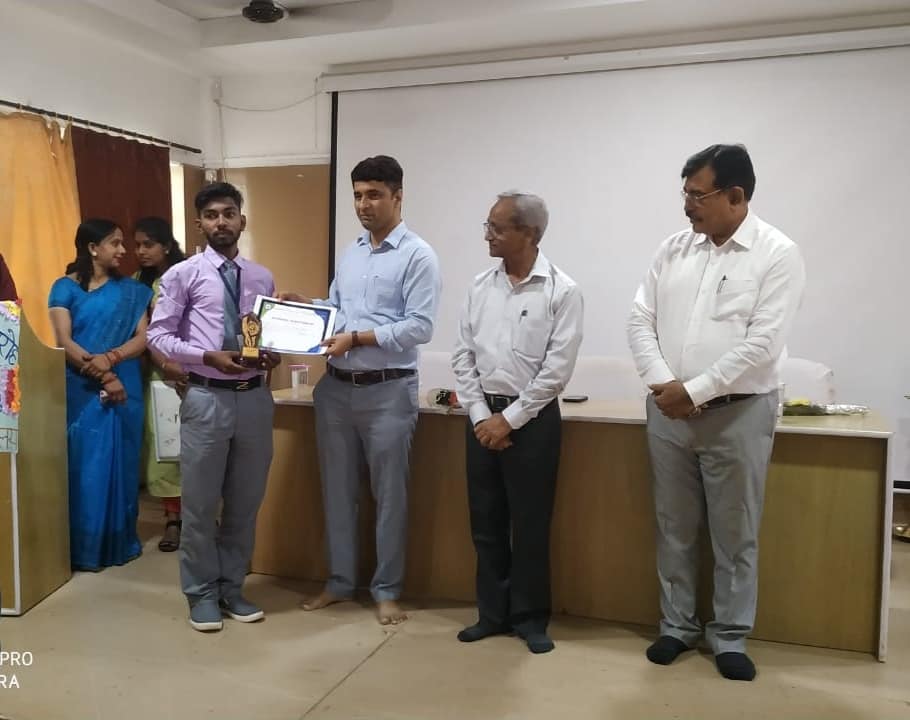 Inter branch of YSM honoured the first three college toppers with best performance in the Inter final examination of session 2021-2023.