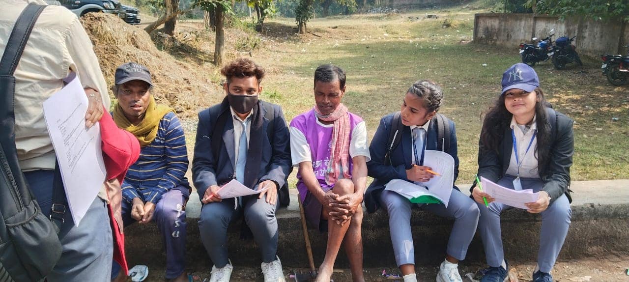  The Economics Department arranged a fieldwork survey focused on the ongoing poverty alleviation program in Johna village