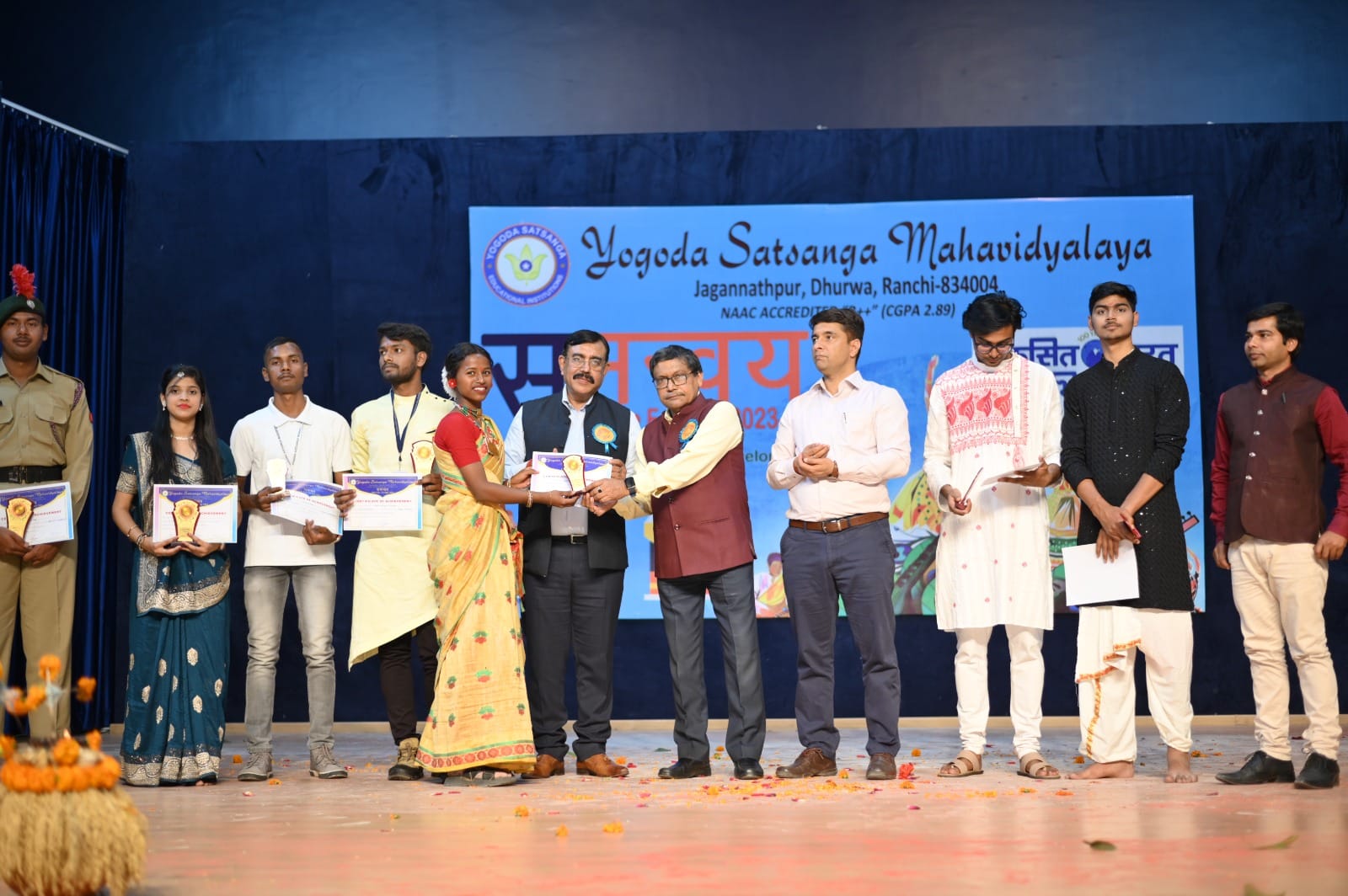 The three-day college fest-coordination concluded at YSM. Padmashri Mukund Nayak, Mr. Haren Thakur and Dr. Kamal Kumar Bose was specially present as Chief Guest on this occasion.