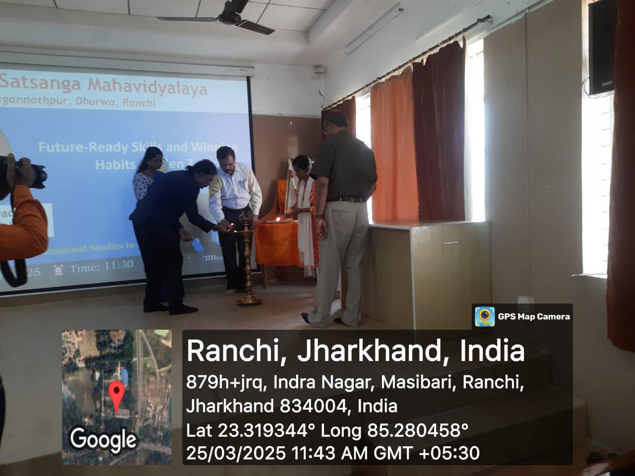 *Expert Talk and Training Session* on *Future-Ready Skills and Winning Habits for Gen Z*. The session featured *Mr. Kiran Kurware, Director, Office of Strategic Initiatives, Chitkara University,* as the distinguished speaker.